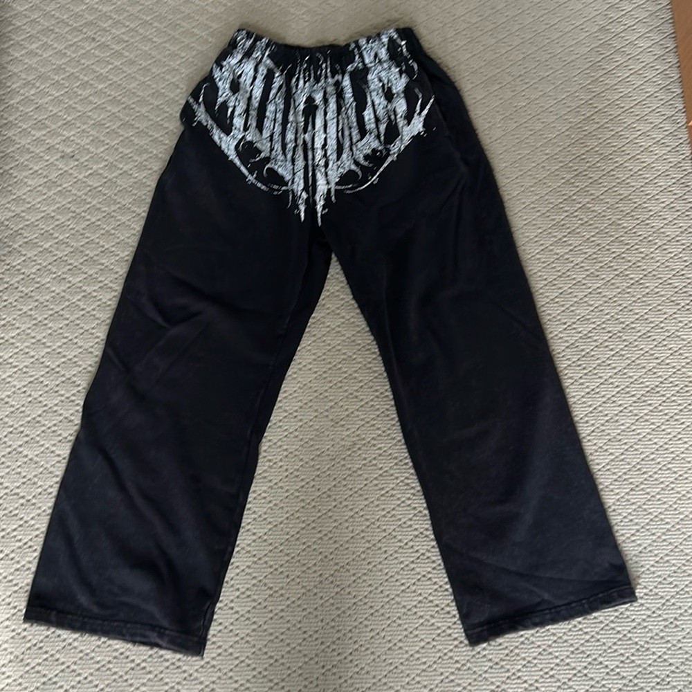 YOUNGLA SWEATPANTS SIZE SMALL